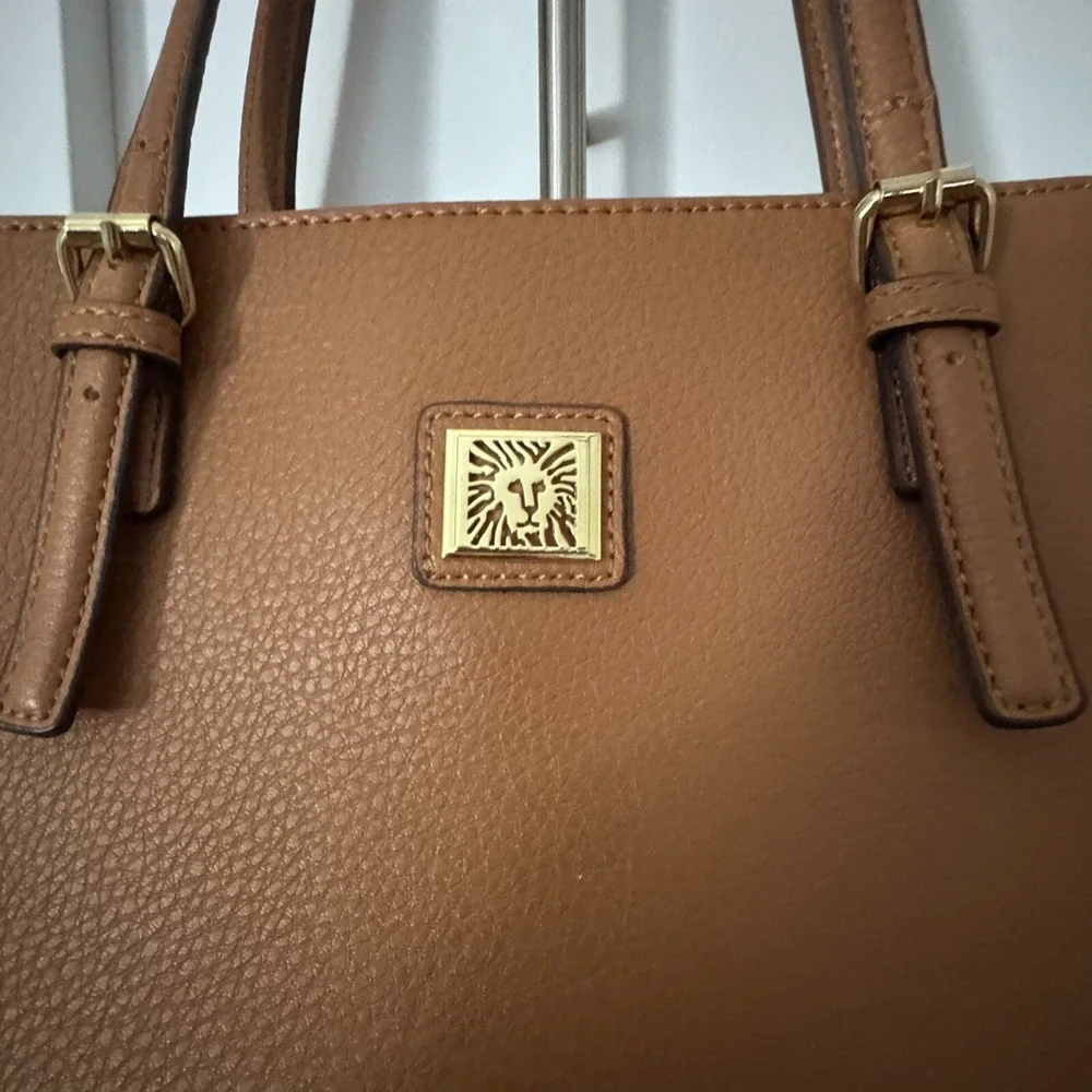 Anne Klein Shoulder Bag‎ Purse Tan